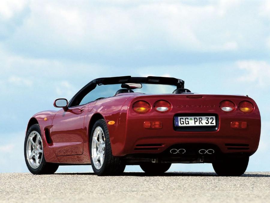  Chevrolet Corvette Convertible 1998 года  (EU) (фото 2 из 18)